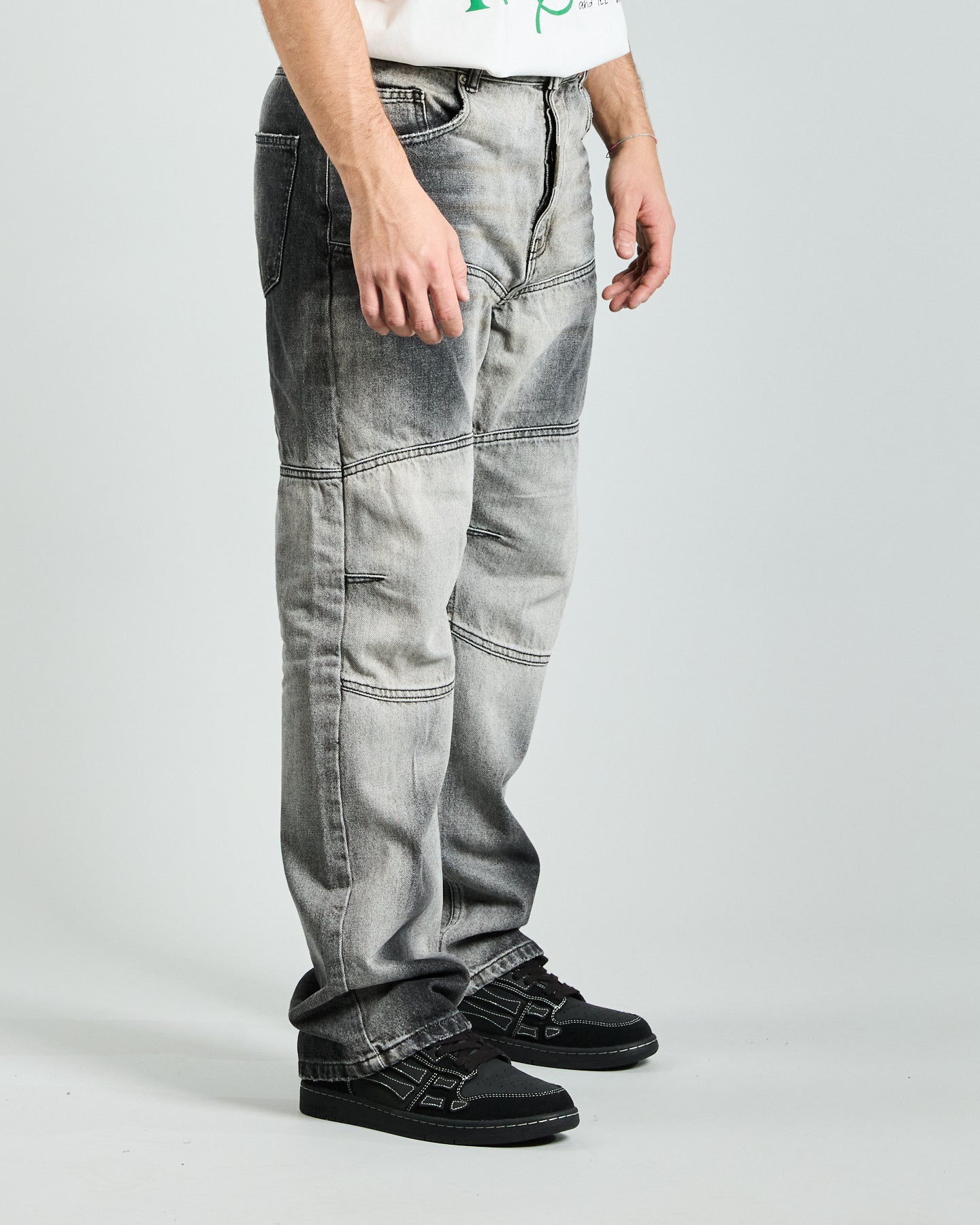 DO NOT CONFORM BAGGY7040U