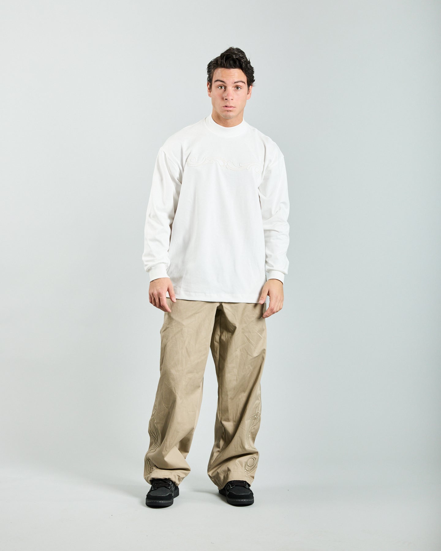 GAVENSEMBLE PANT60BG