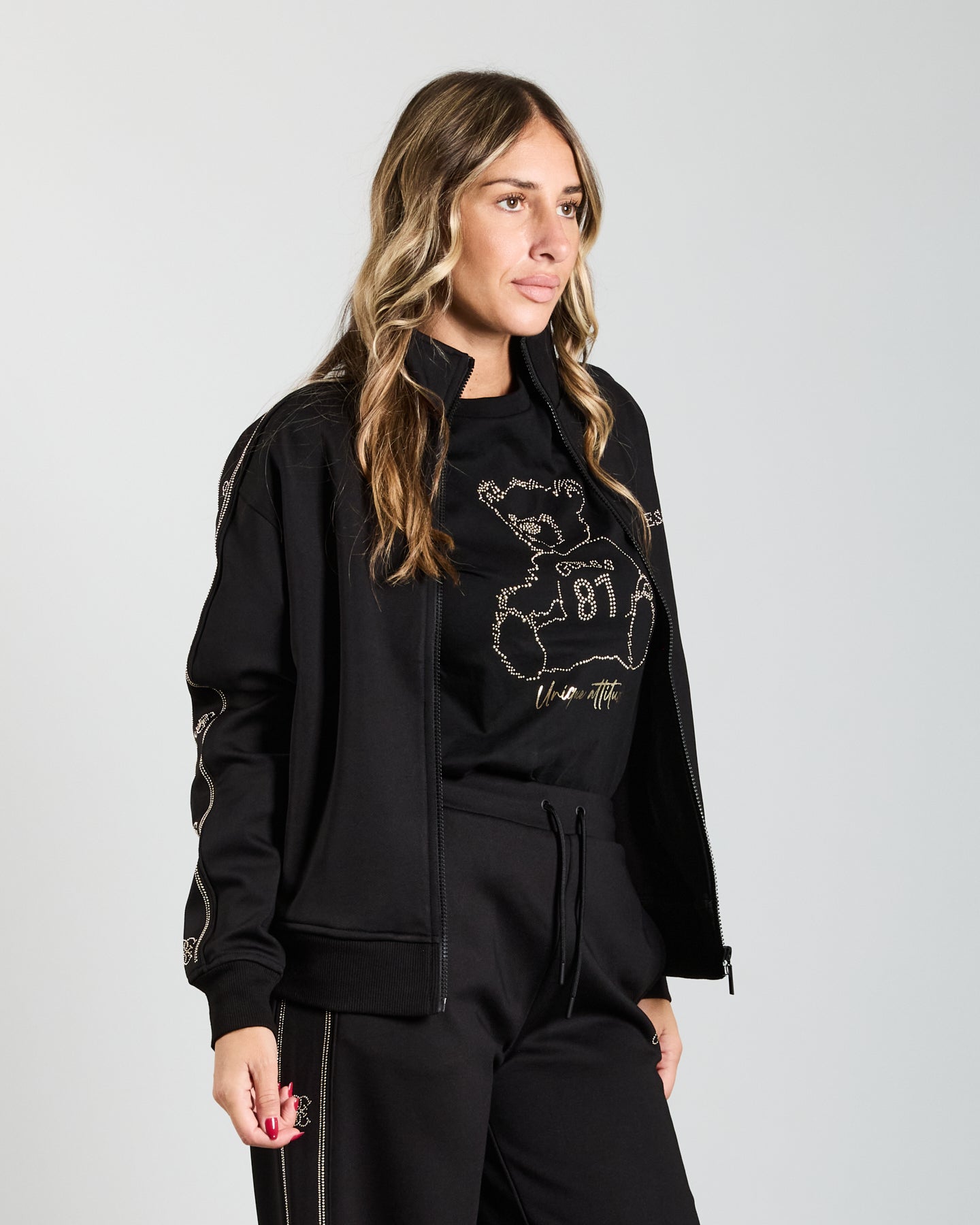 GUESS V5BI16 K8FQ4JBLK