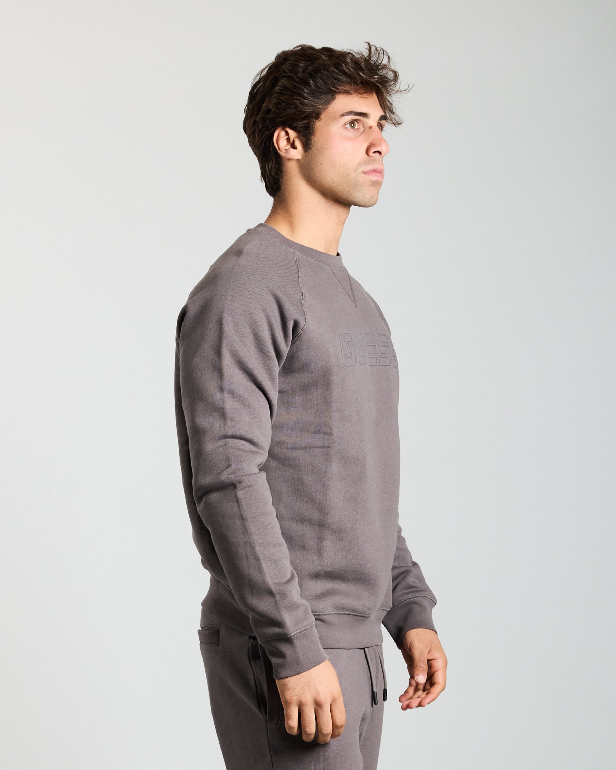 GUESS Z4YQ16 K9V31C1CE