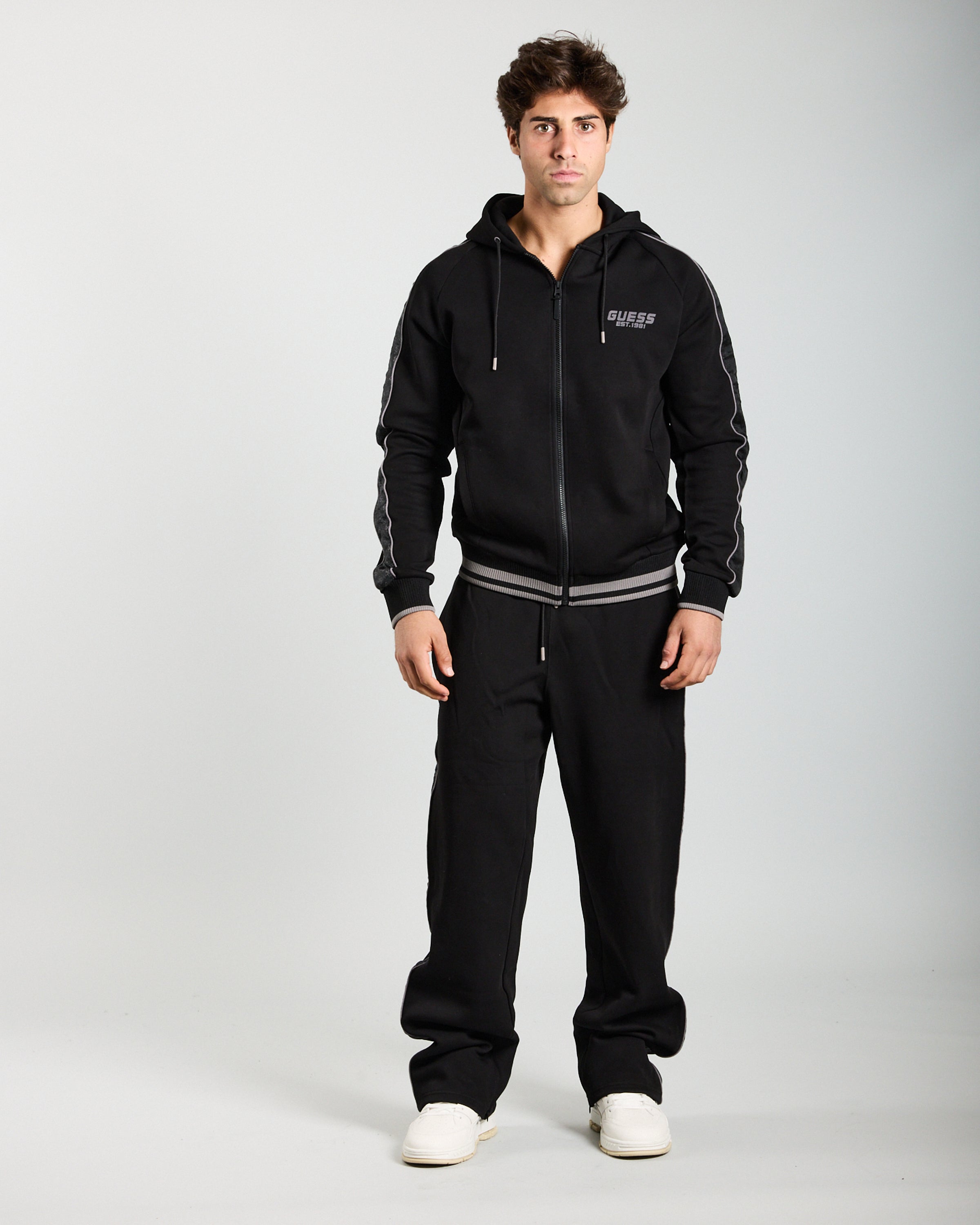 GUESS Z5BB06 KB3P2JBLK