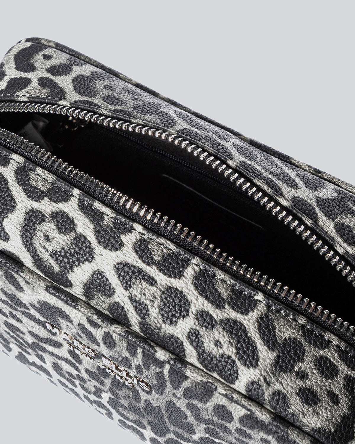 MARC ELLIS ELENA LEO1