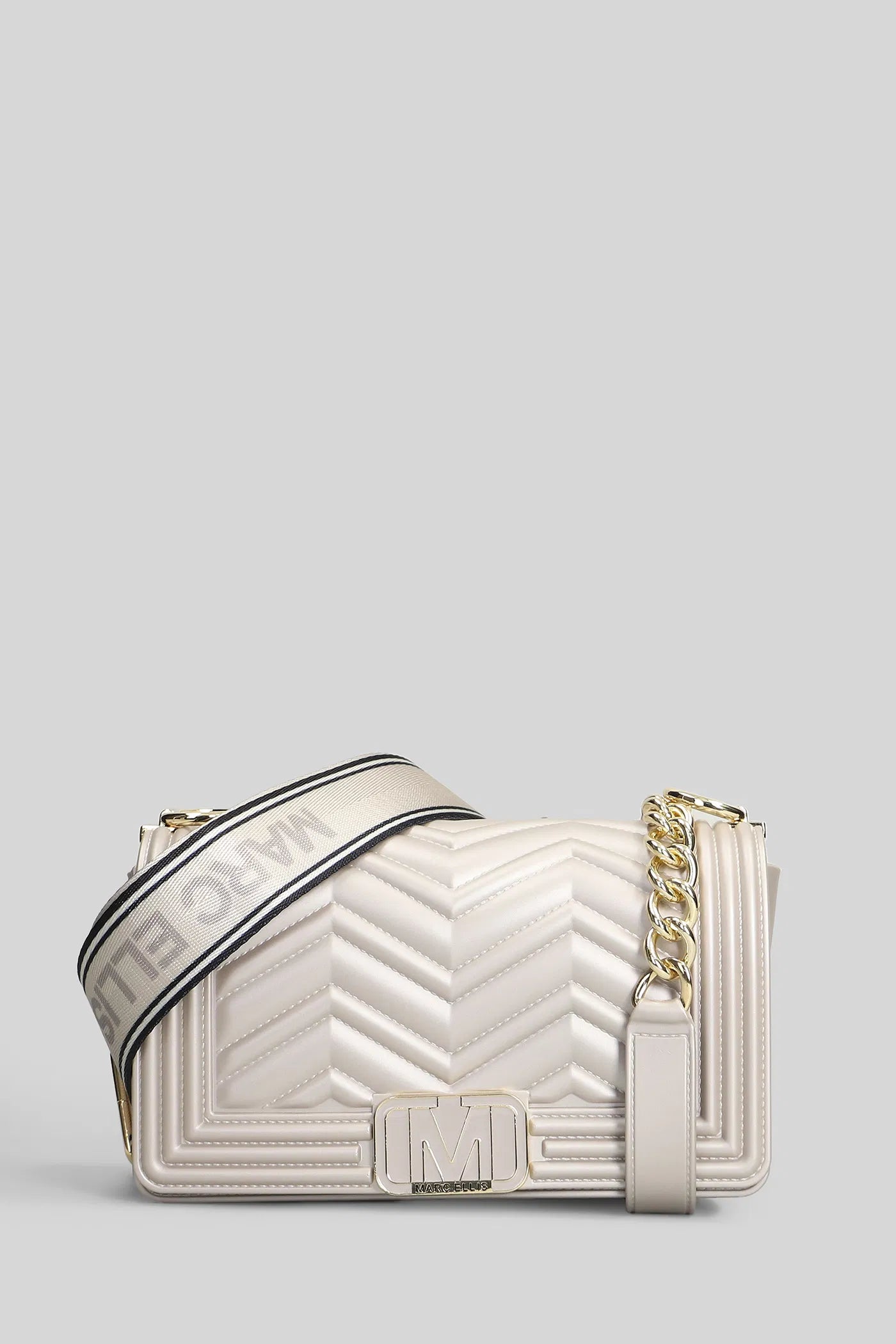 MARC ELLIS FLAT WAVE M 255