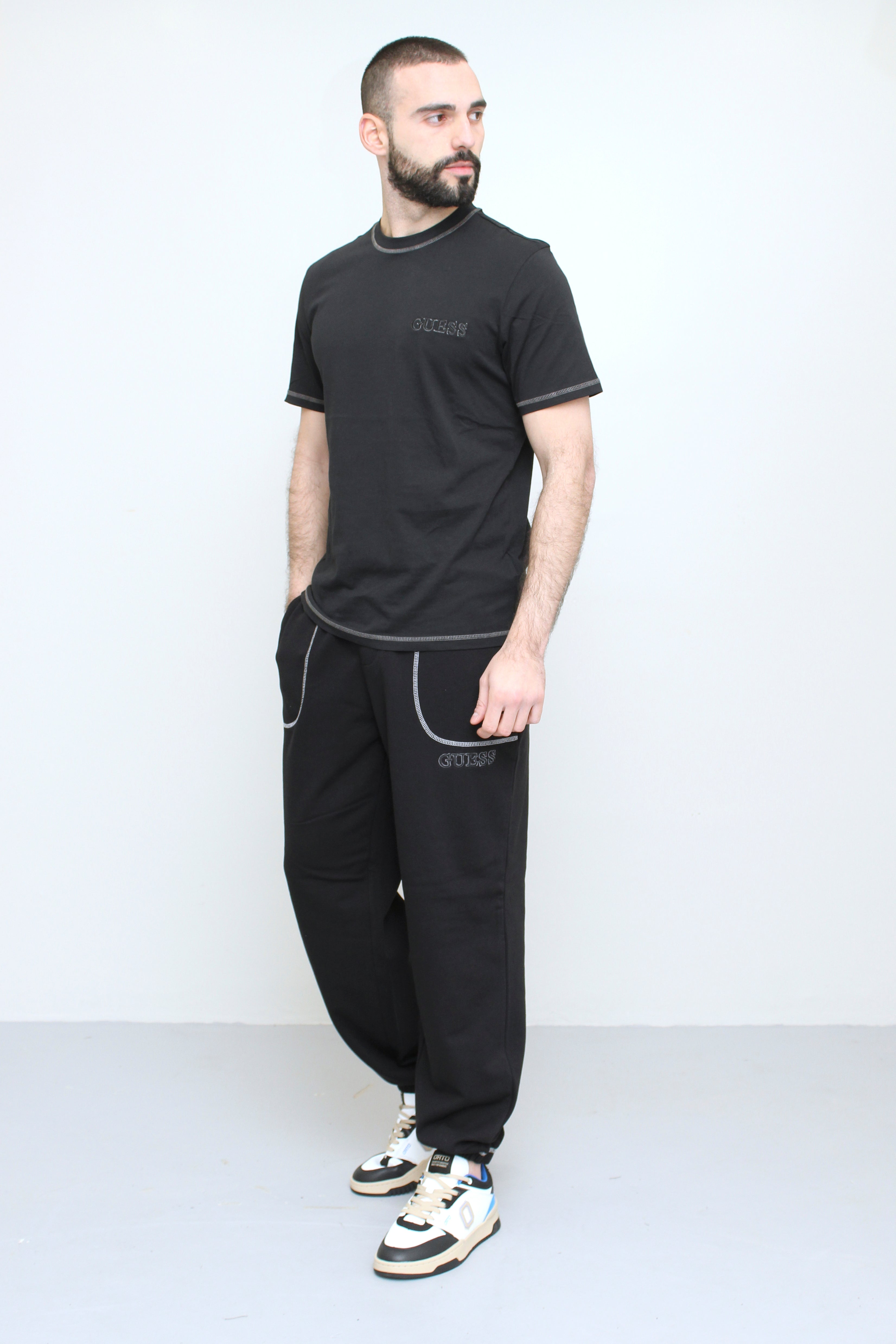 GUESS U5RI01KCAM1JBLK