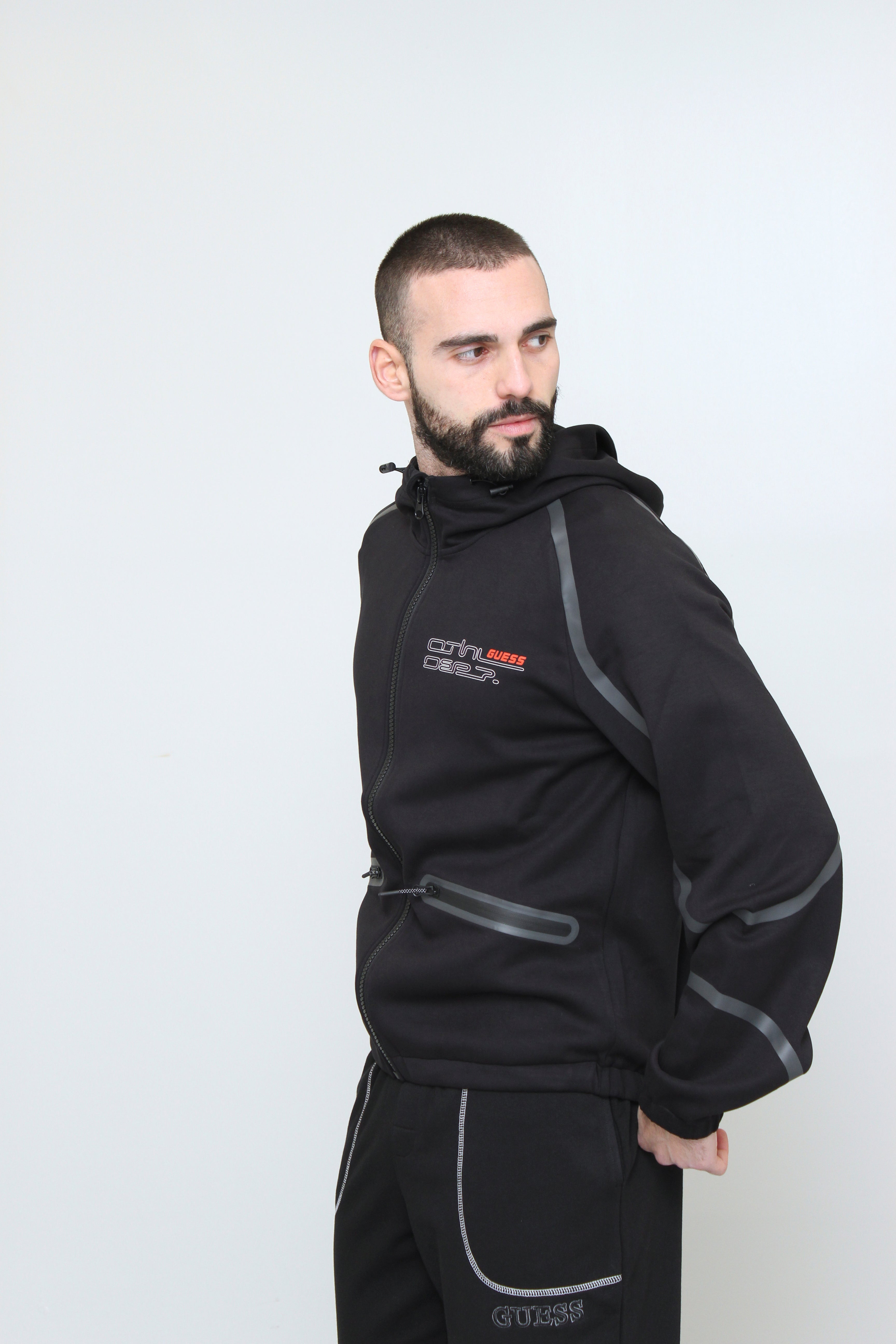 GUESS Z5RQ12KCNS0JBLK