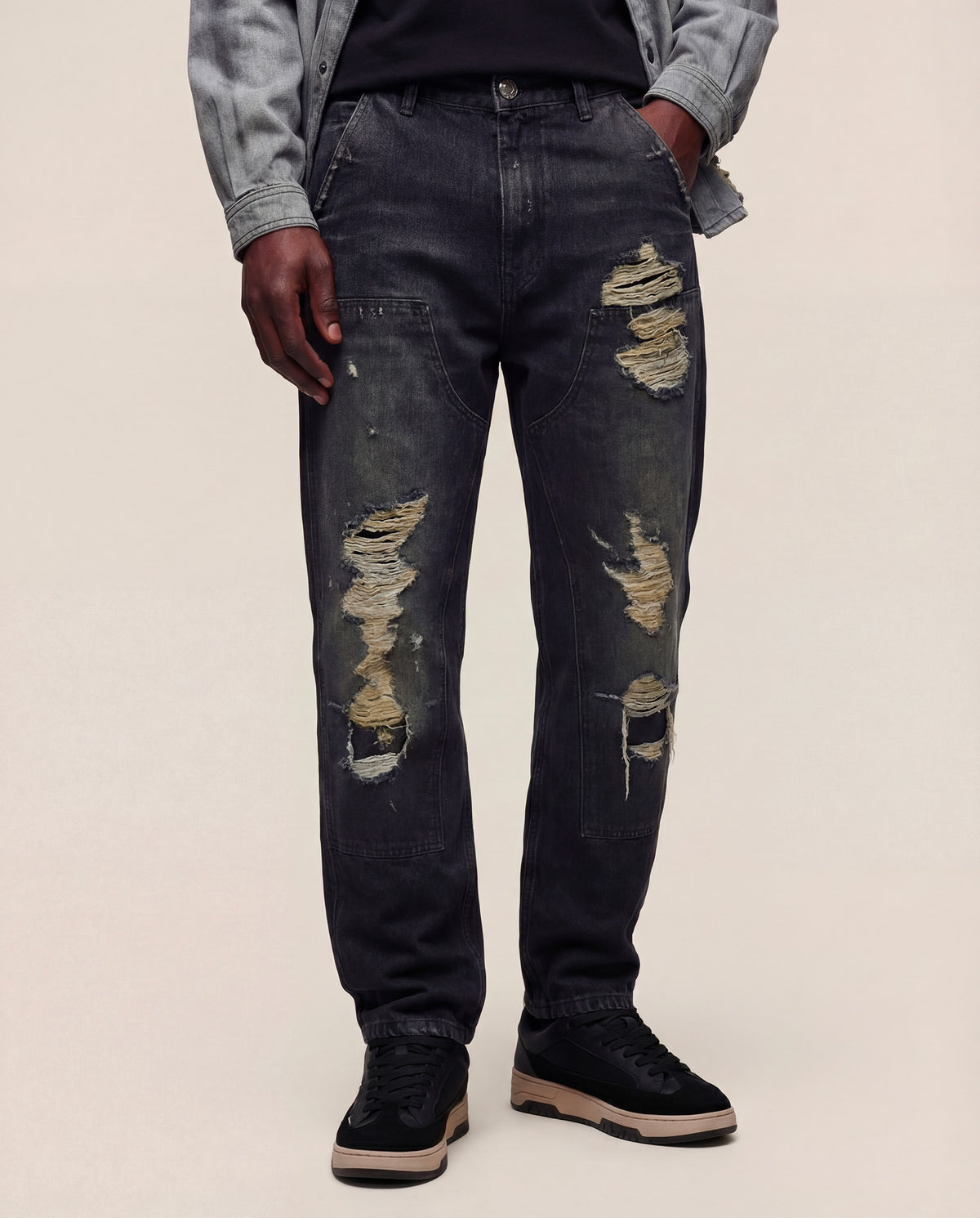 BLACK ISLAND 17405BL