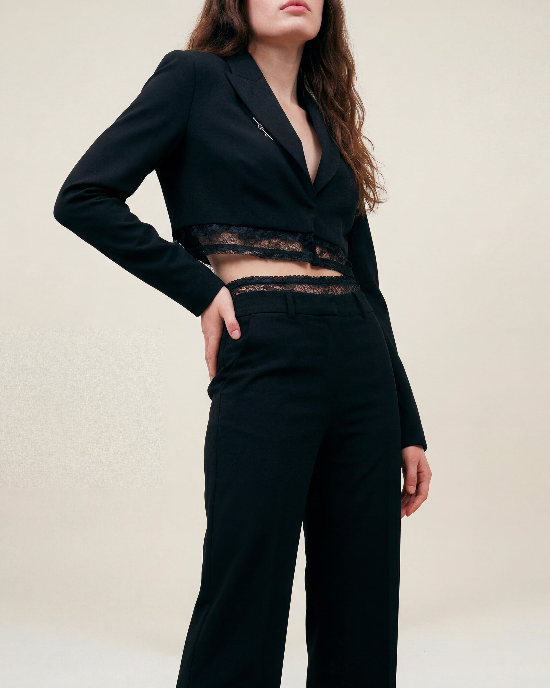 RICHMOND UWP26057GCB