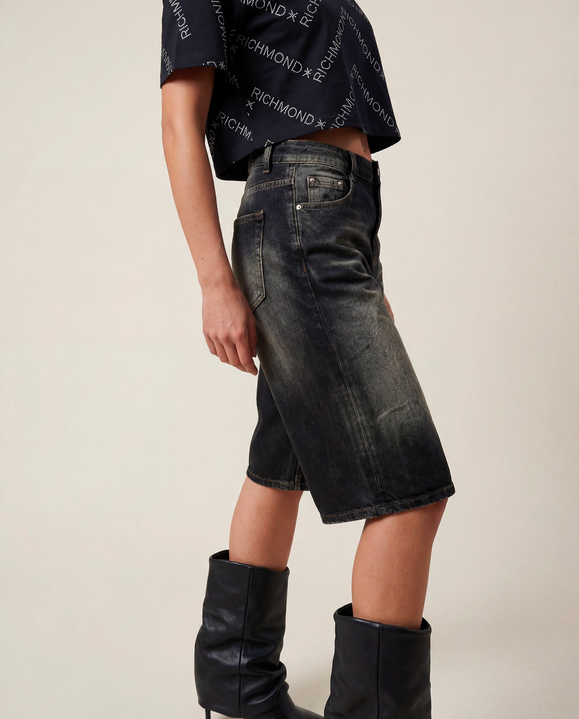 RICHMOND UXP26029BED