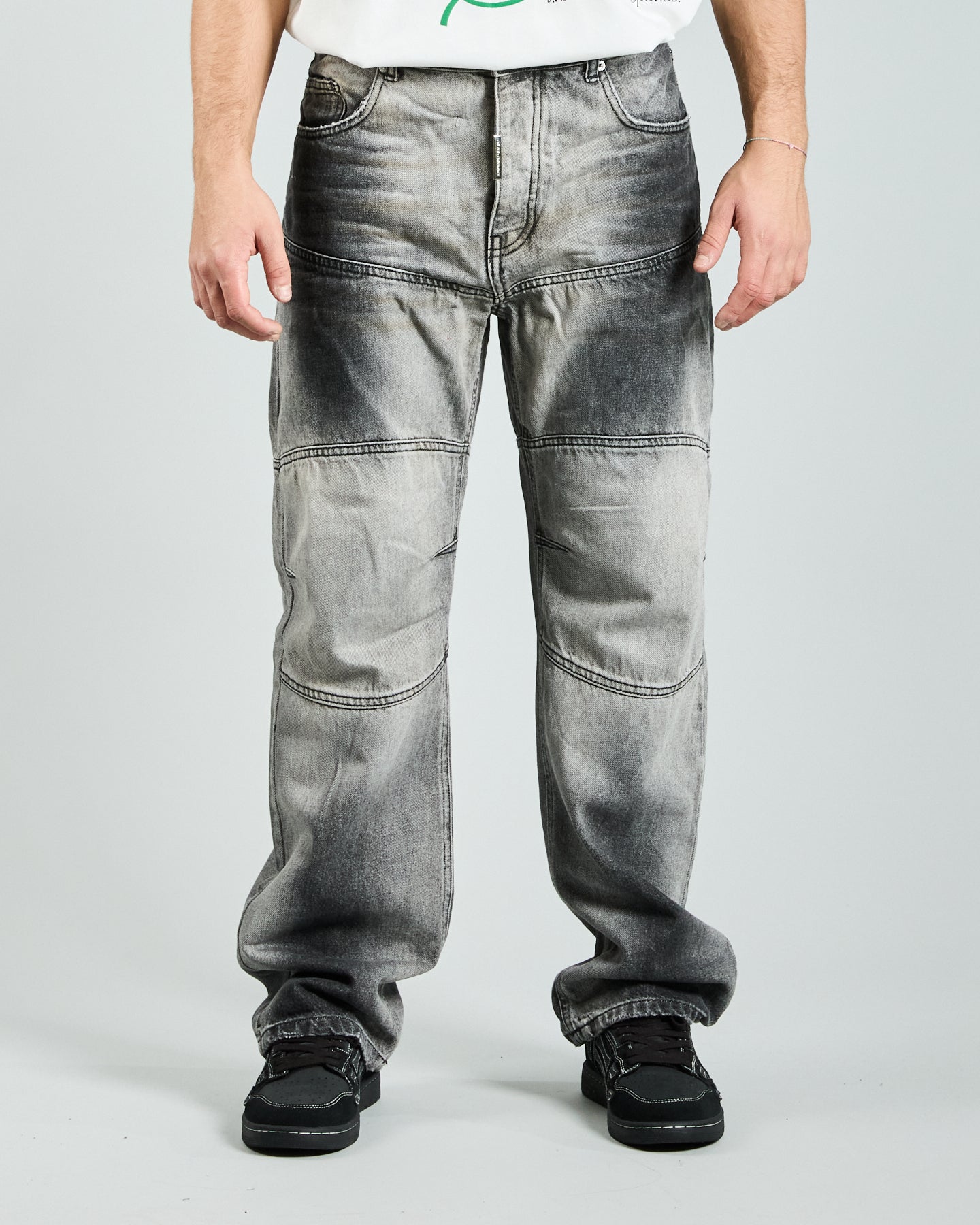 DO NOT CONFORM BAGGY7040U