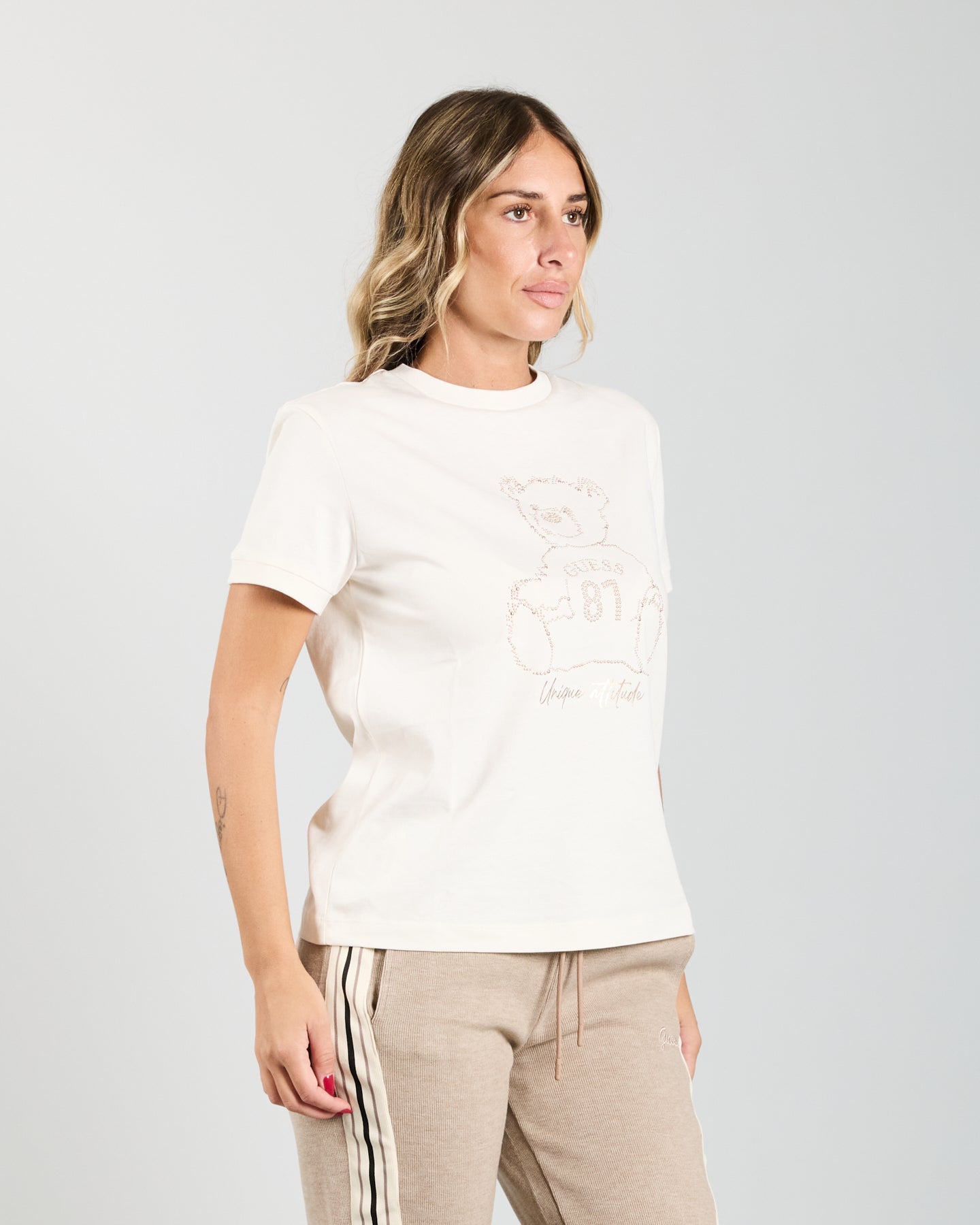 GUESS V5BI16 K8FQ4G015