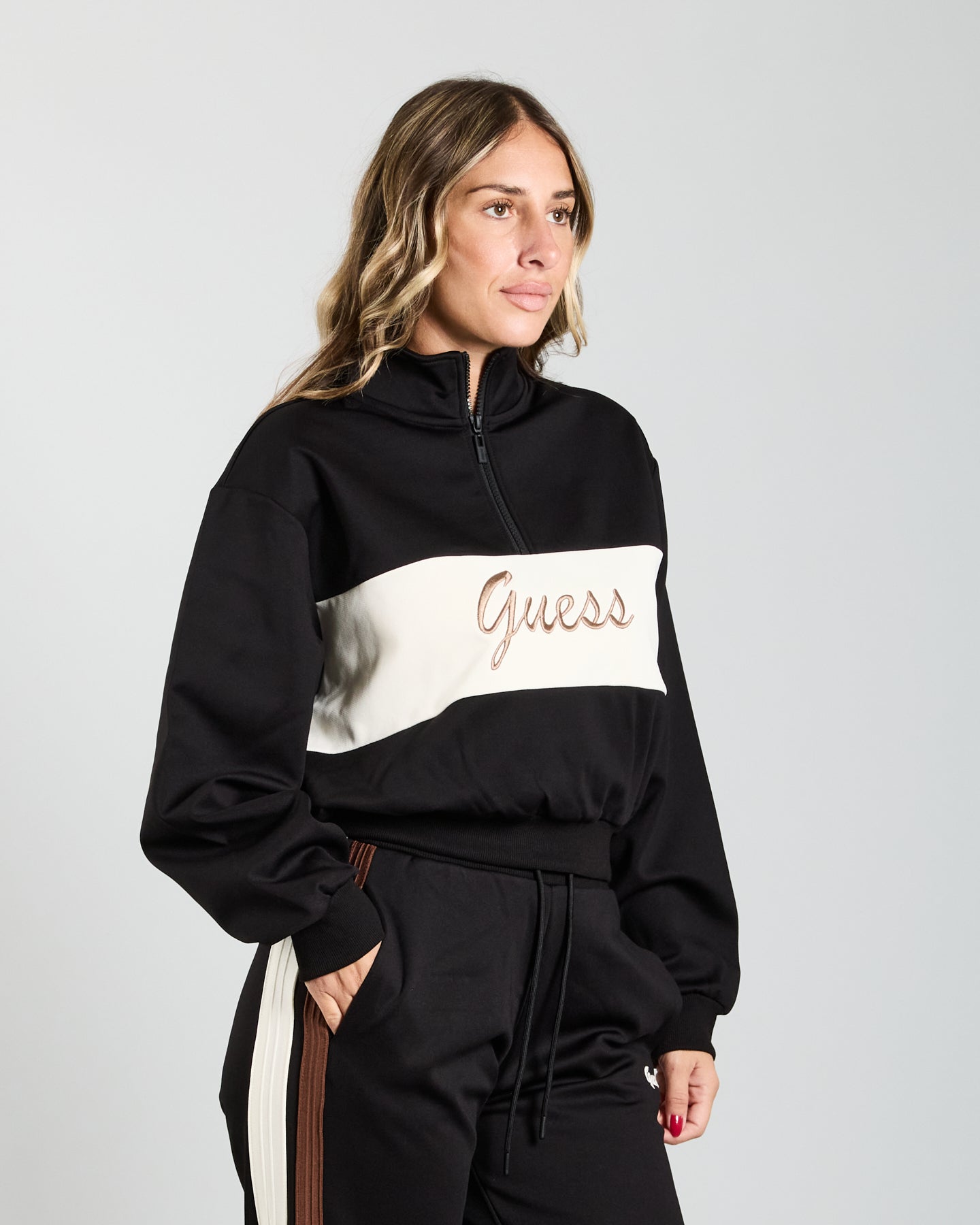 GUESS V5BQ00 KCX22JBLK