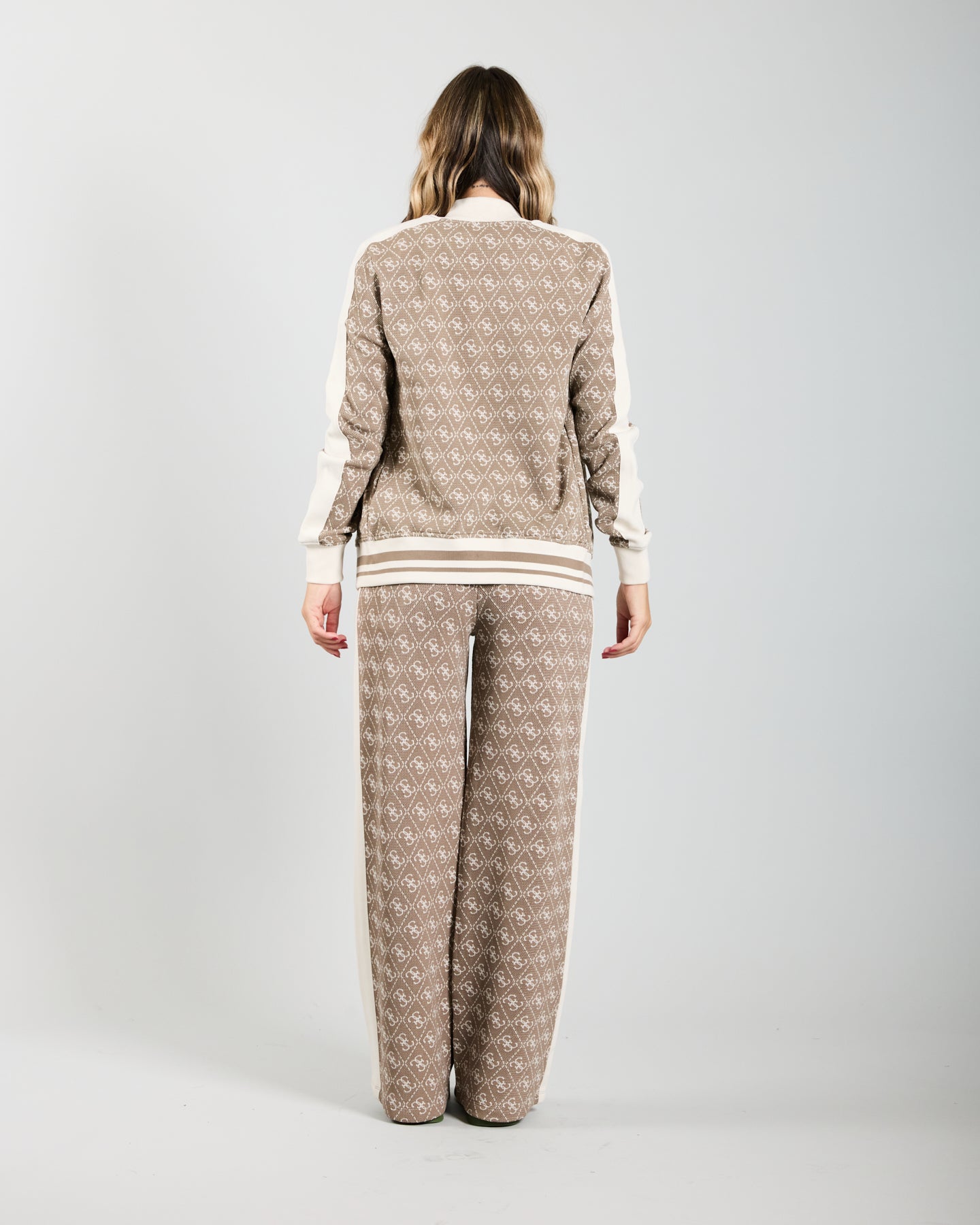 GUESS V5BQ16 K1990FNGY