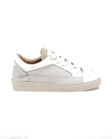 White/silver