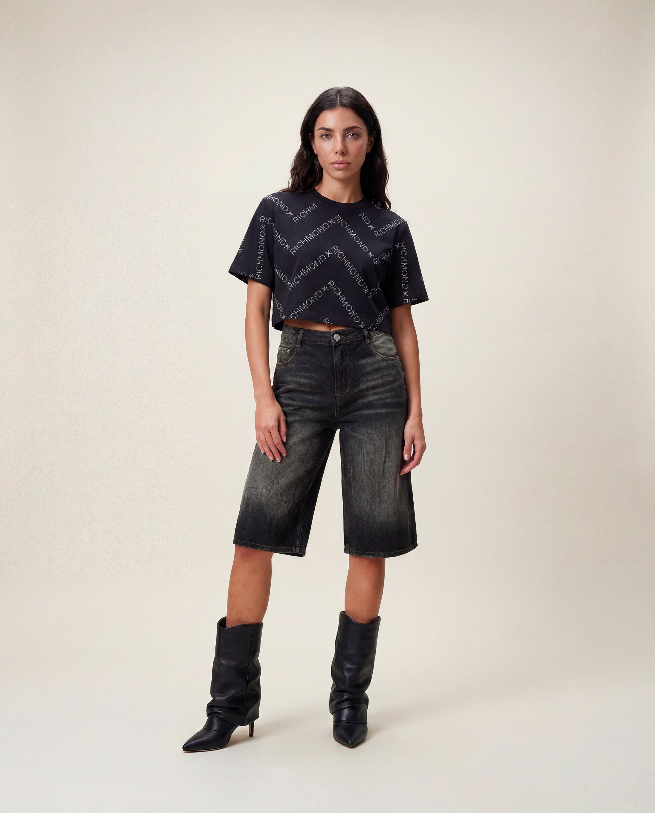 RICHMOND UWP26013TSB